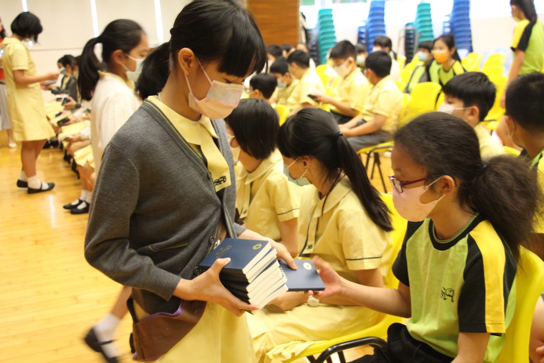 基甸會送贈聖經