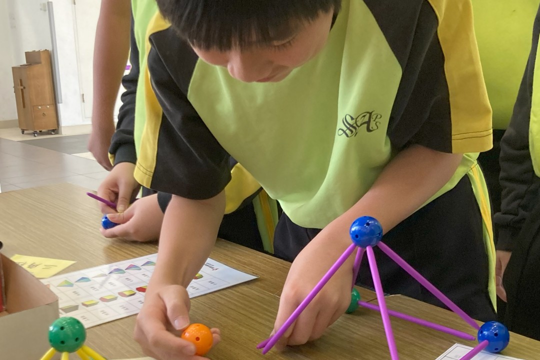 攤位遊戲：限時動手砌.