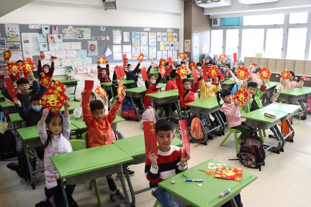 我們親手製作的新年掛飾