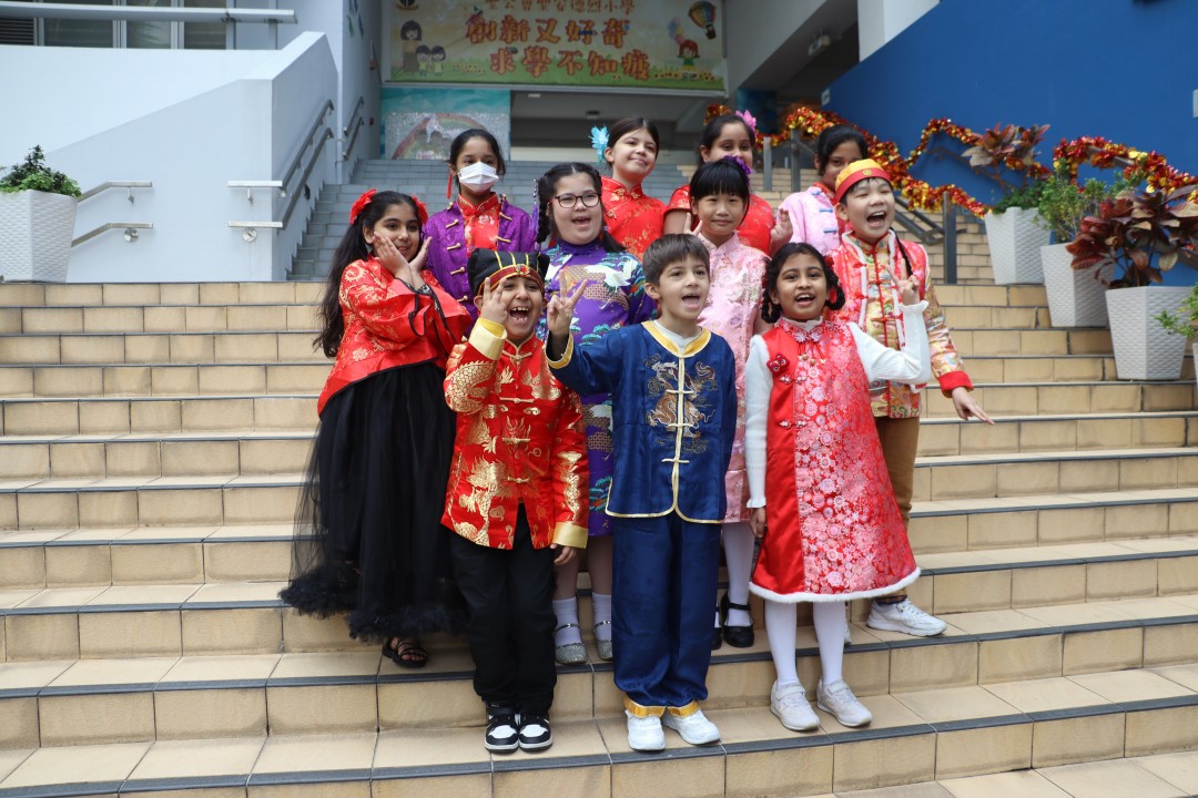 非華裔同學齊來歡度佳節