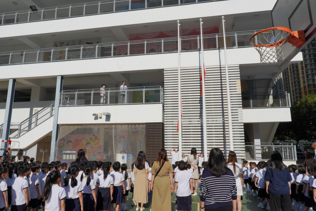 國慶日-舉行升國旗儀式及奏唱國歌